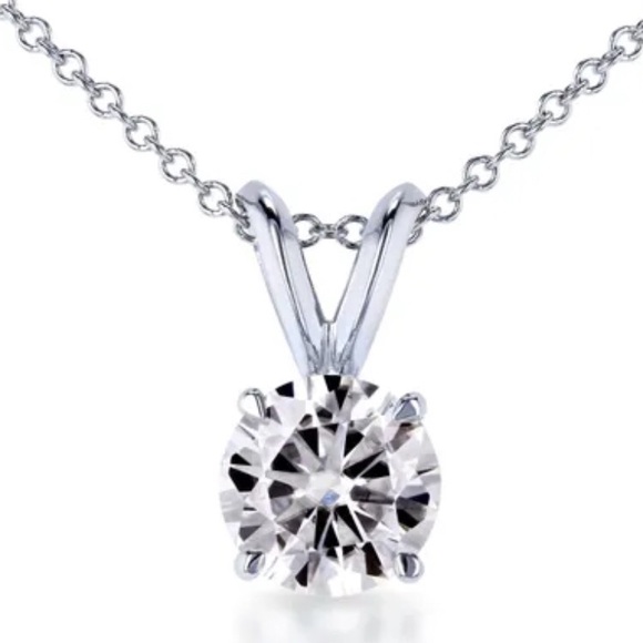 White gold and diamond